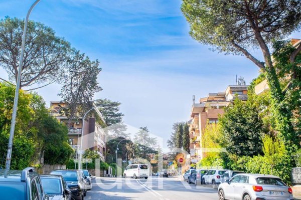 appartamento in vendita a Roma in zona Della Vittoria