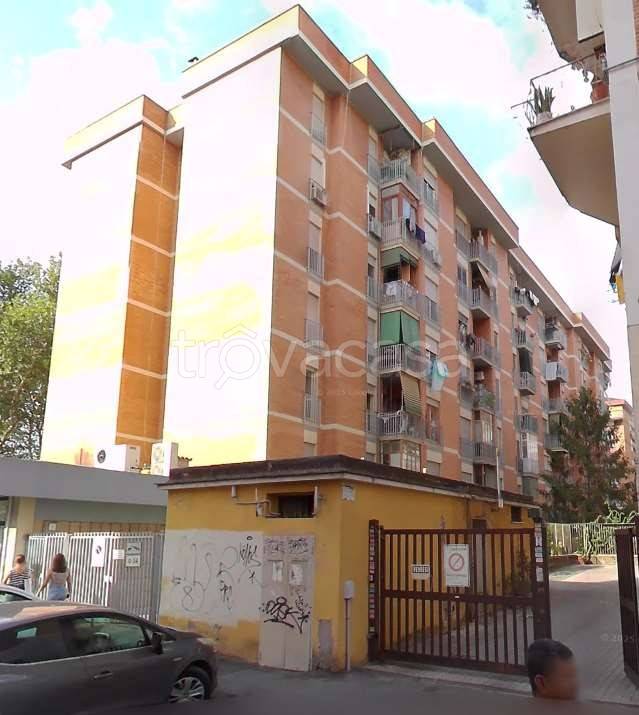 appartamento in vendita a Roma in zona Portuense