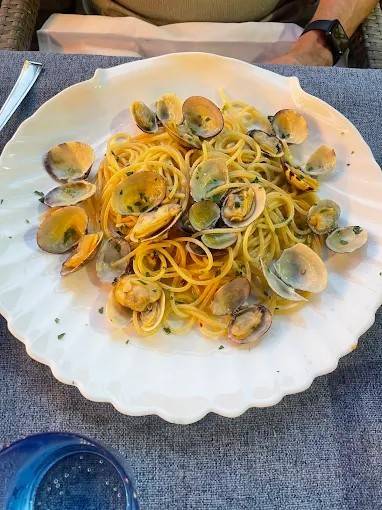 negozio in vendita a Roma in zona Appio Claudio