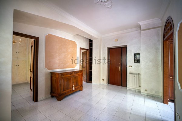 appartamento in vendita a Roma in zona Ostiense