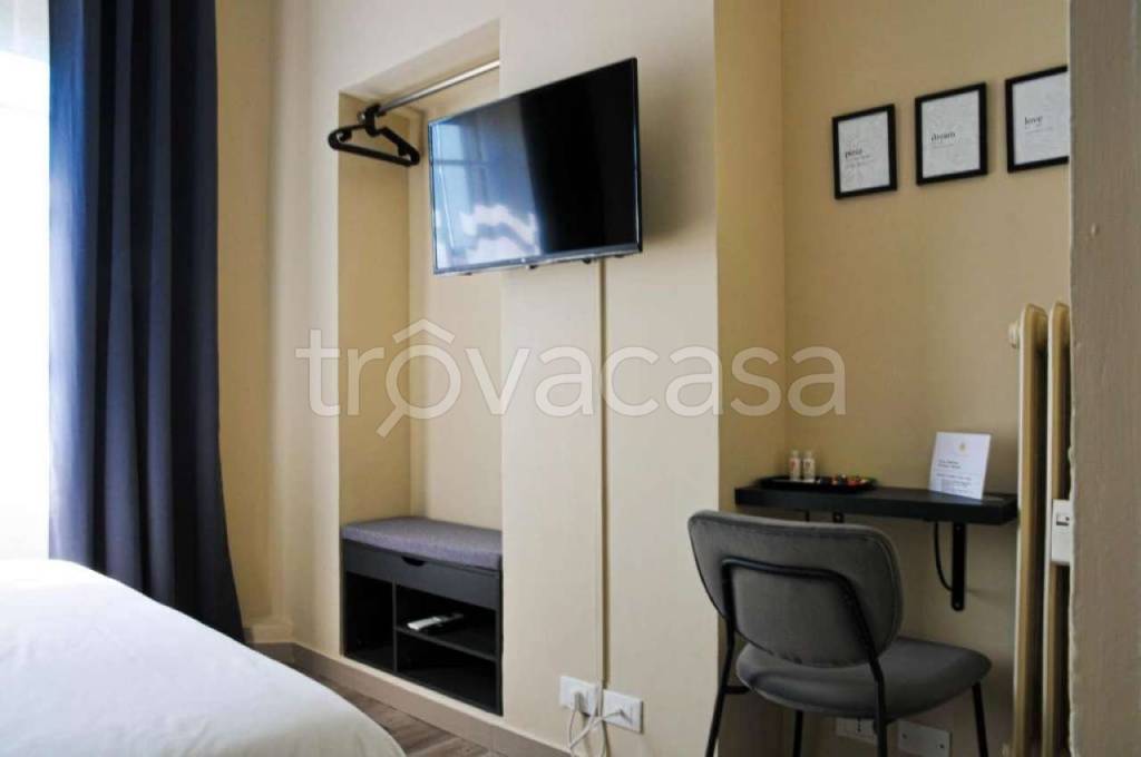 negozio in vendita a Roma in zona Appio Latino