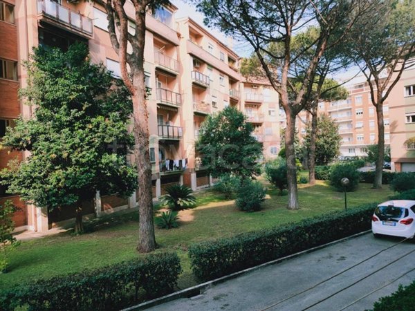 appartamento in vendita a Roma in zona Ostia