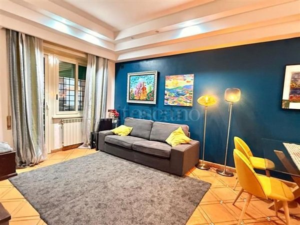 appartamento in vendita a Roma in zona Colle del Sole