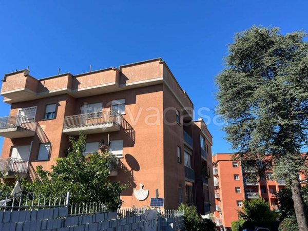 appartamento in vendita a Roma in zona Tor di Quinto