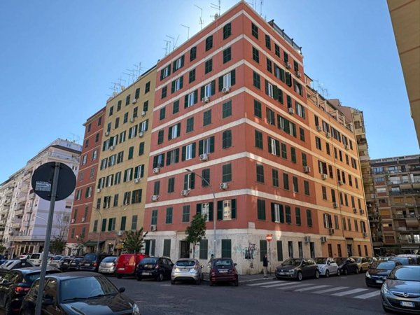 appartamento in vendita a Roma in zona Tuscolano