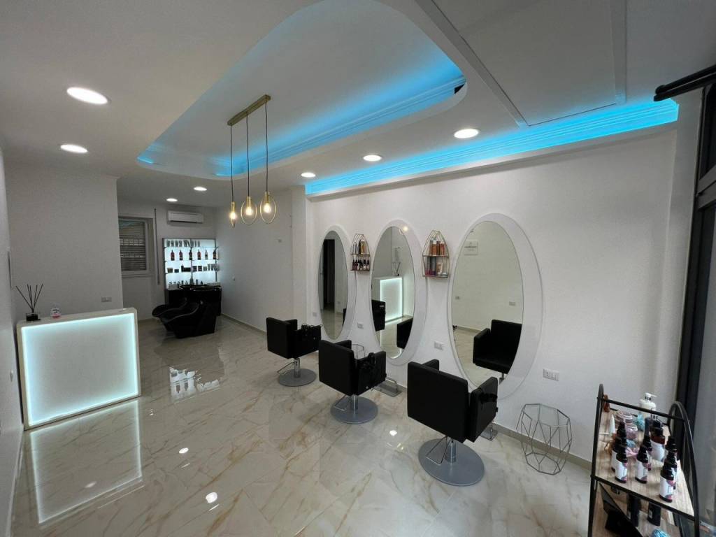 negozio in vendita a Roma in zona Gianicolense