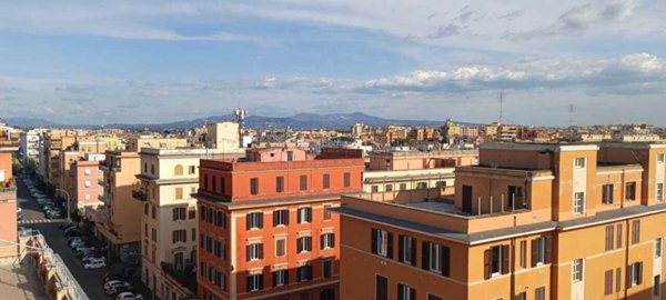 appartamento in vendita a Roma in zona Tuscolano