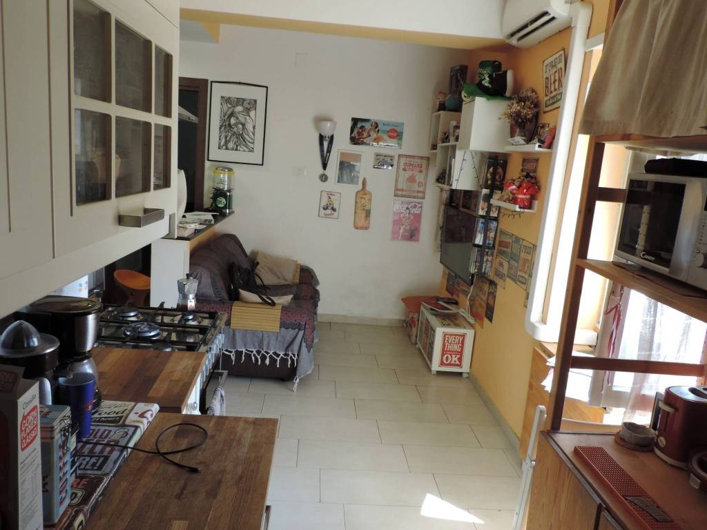 appartamento in vendita a Roma in zona Don Bosco