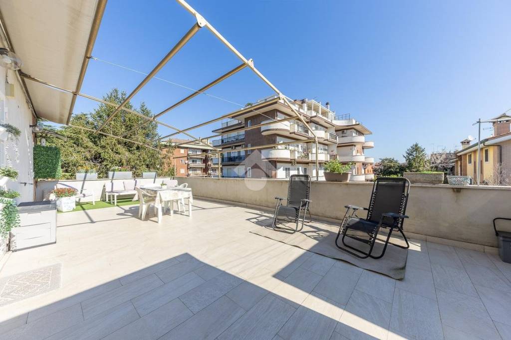 appartamento in vendita a Roma in zona Casal Morena