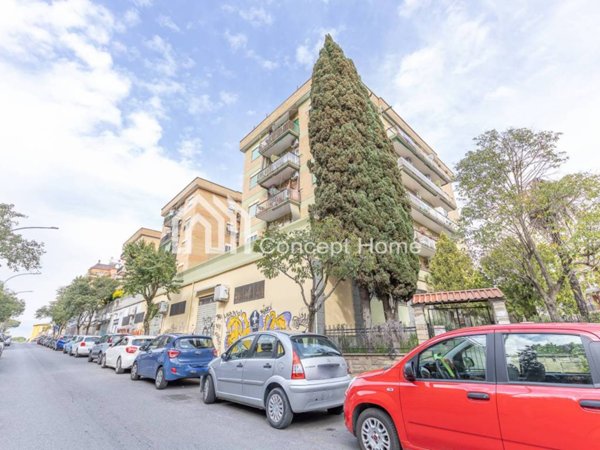 appartamento in vendita a Roma in zona Prenestino-Centocelle