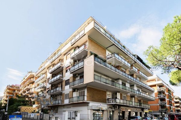 appartamento in vendita a Roma in zona Ardeatino