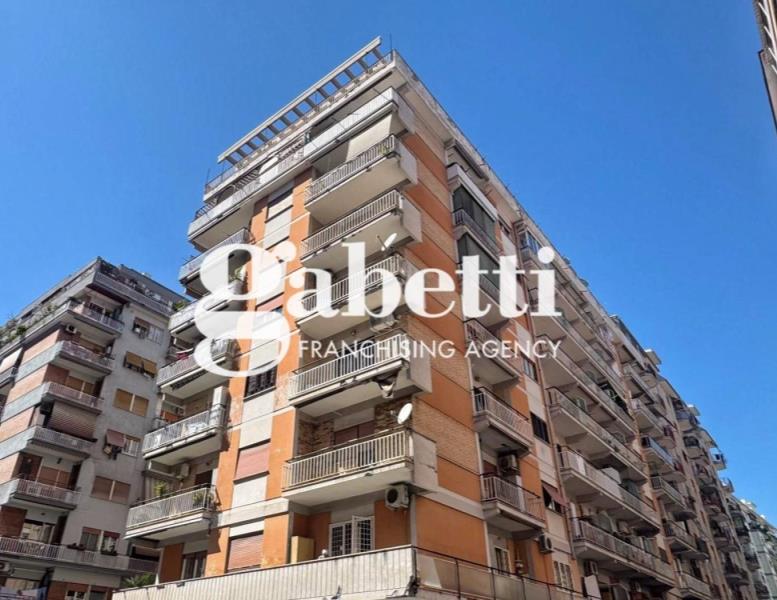 appartamento in vendita a Roma in zona Collatino