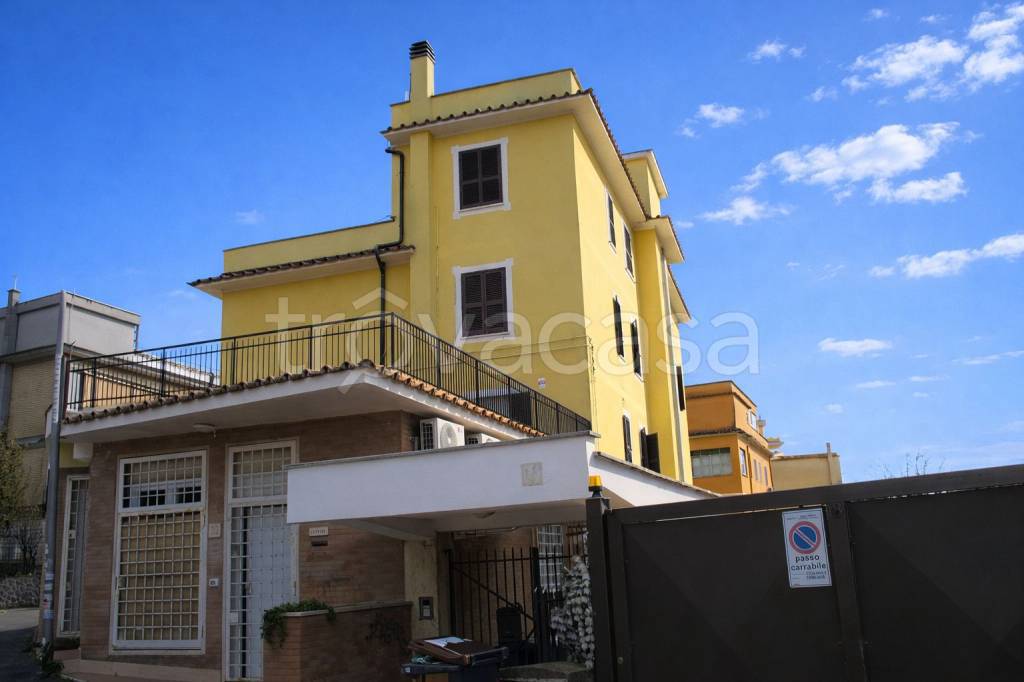 appartamento in vendita a Roma in zona Ottavia