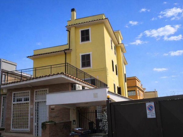 appartamento in vendita a Roma in zona Ottavia