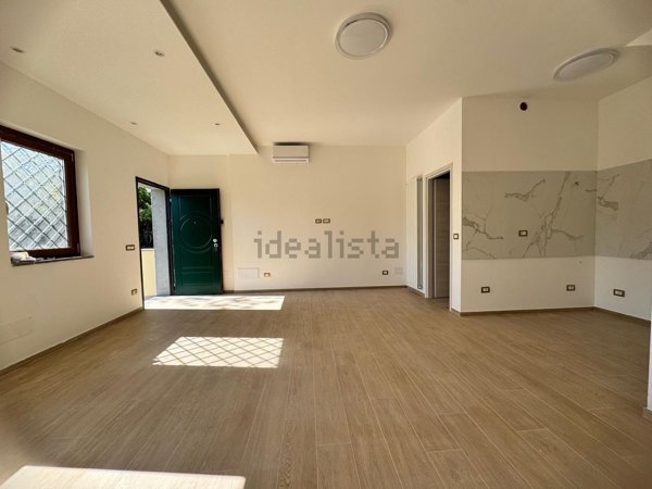 appartamento in vendita a Roma in zona Infernetto