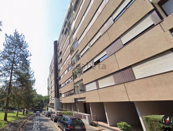 appartamento in vendita a Roma in zona Ostiense