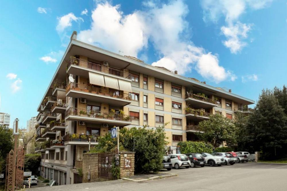 appartamento in vendita a Roma in zona Vigna Murata