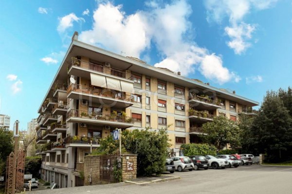 appartamento in vendita a Roma in zona Vigna Murata