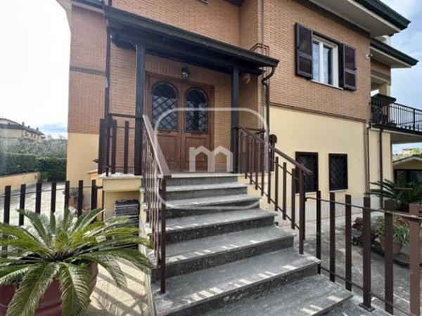 appartamento in vendita a Roma in zona Borghesiana