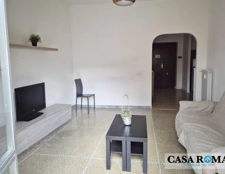 appartamento in vendita a Roma in zona Appio Latino