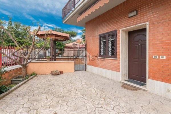 appartamento in vendita a Roma in zona Montespaccato