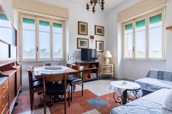 appartamento in vendita a Roma in zona Ostia