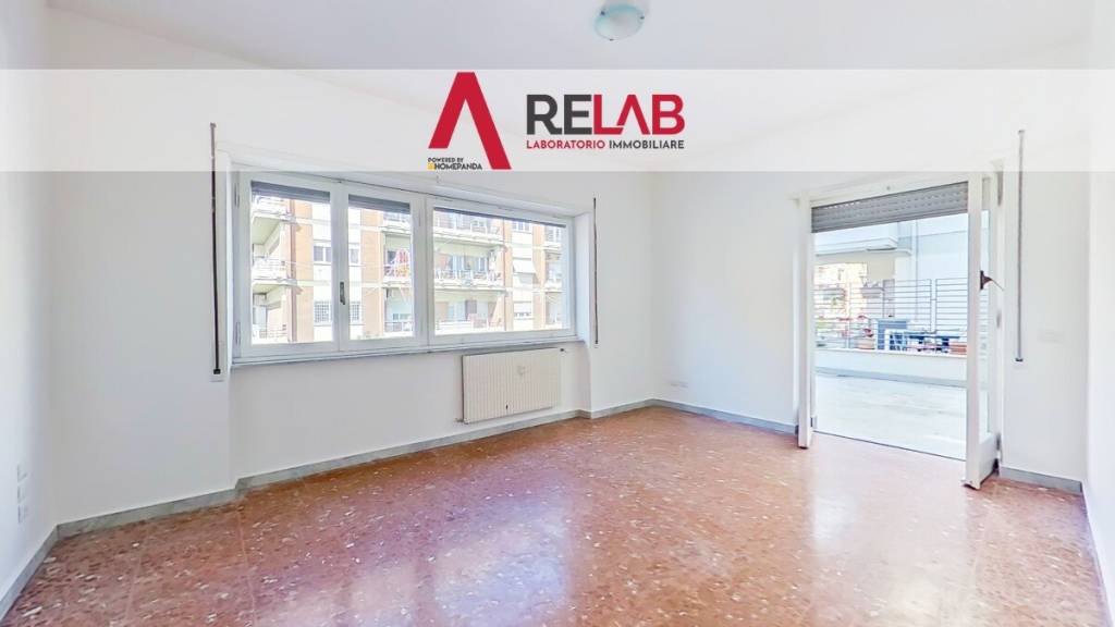 appartamento in vendita a Roma in zona Ostia