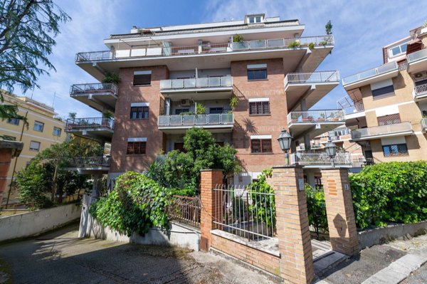 appartamento in vendita a Roma in zona Monte Sacro/Talenti
