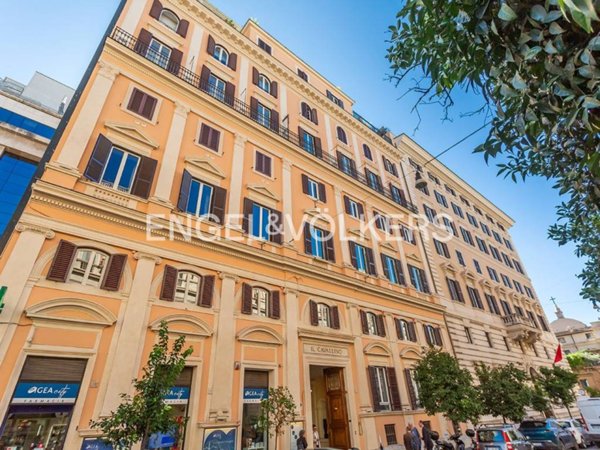 appartamento in vendita a Roma in zona Ludovisi/Sallustiano