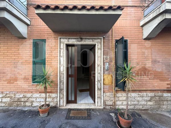 appartamento in vendita a Roma in zona Prenestino-Centocelle