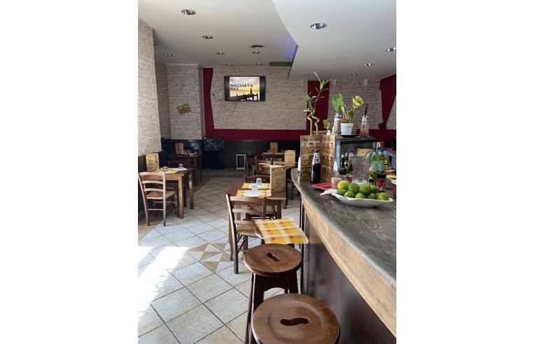 negozio in vendita a Roma in zona Collatino