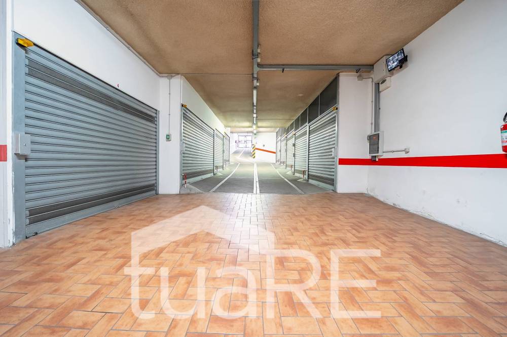 locale di sgombero in vendita a Roma in zona Portuense
