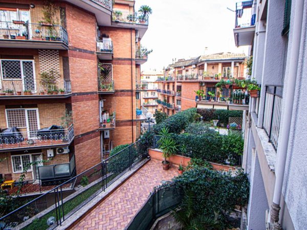 appartamento in vendita a Roma in zona Gianicolense