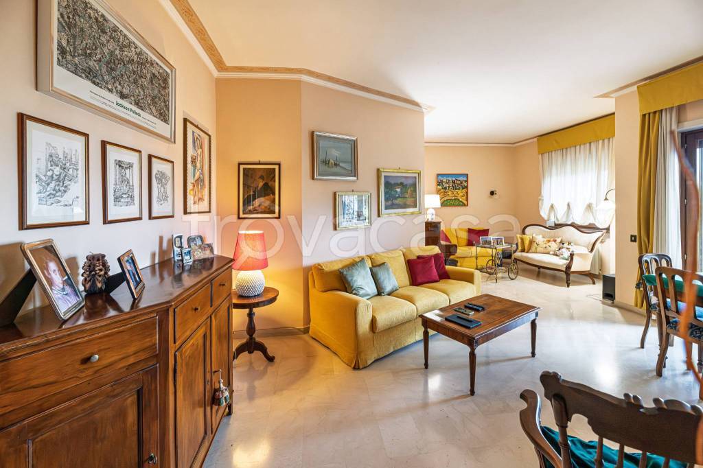 appartamento in vendita a Roma in zona La Giustiniana