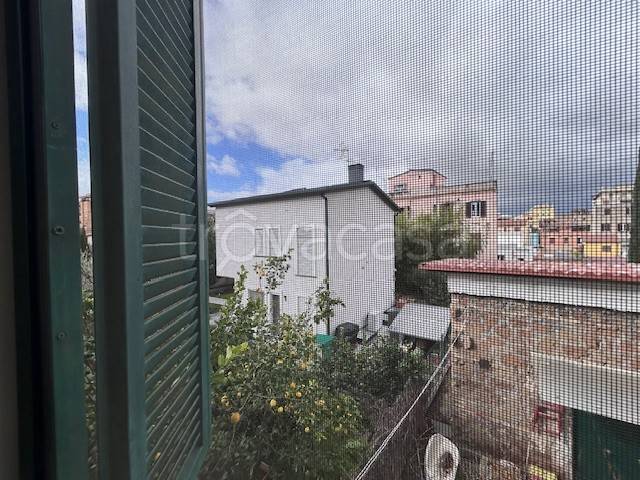 appartamento in vendita a Roma in zona Prenestino-Labicano