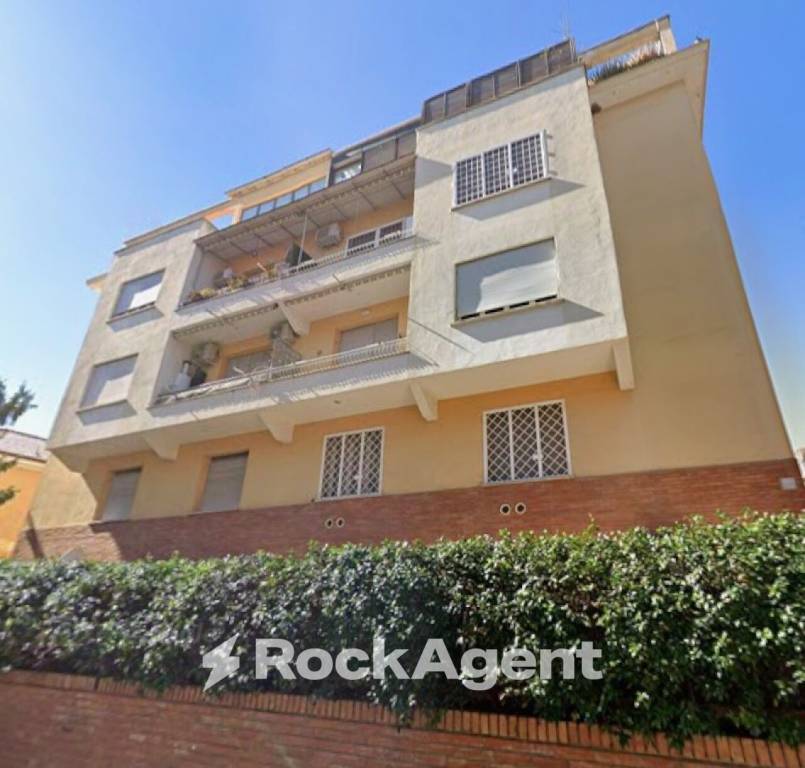 appartamento in vendita a Roma in zona Trionfale
