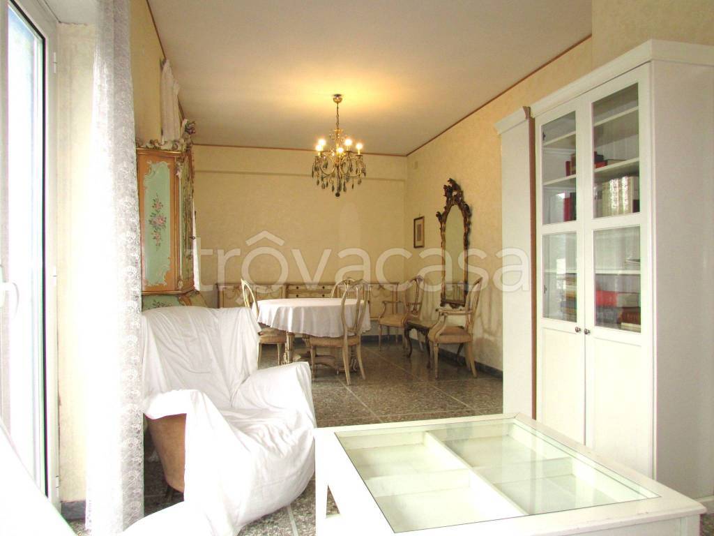 appartamento in vendita a Roma in zona Ostiense