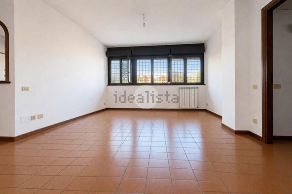 appartamento in vendita a Roma in zona Spinaceto
