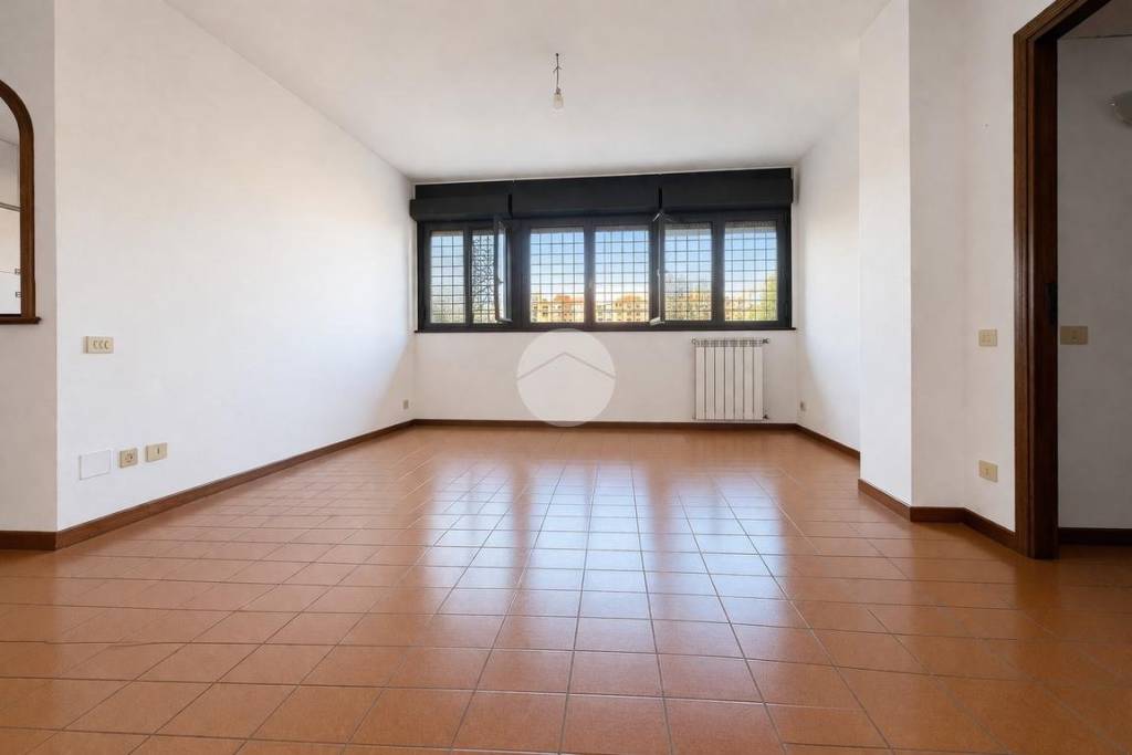 appartamento in vendita a Roma in zona Spinaceto