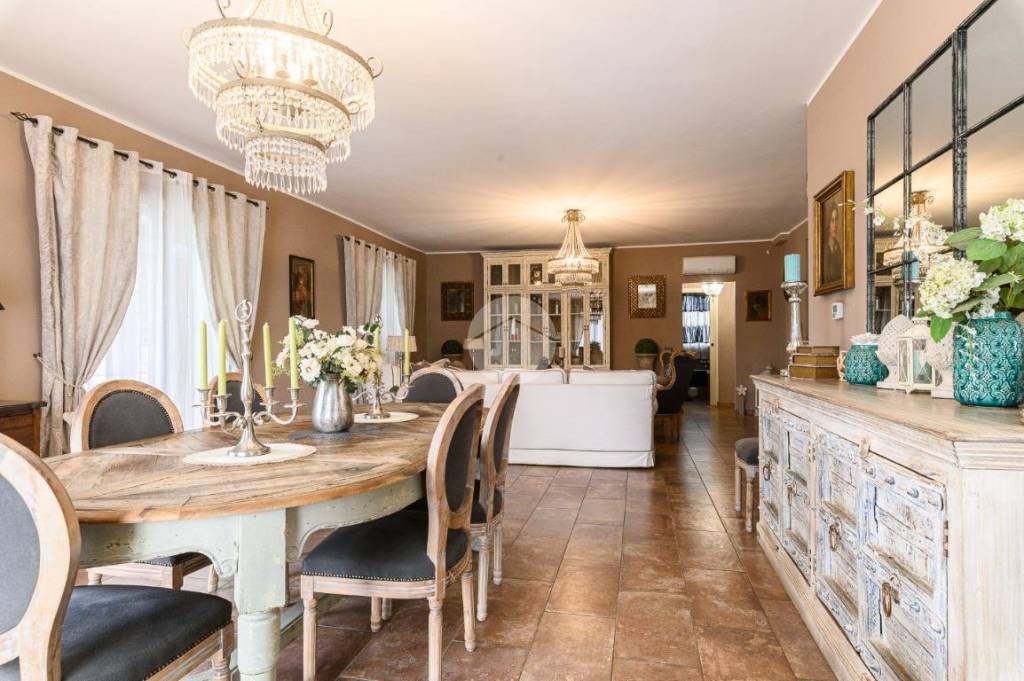 casa indipendente in vendita a Roma in zona Massimina/Casal Lumbroso
