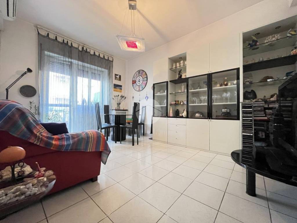 appartamento in vendita a Roma in zona Tuscolano