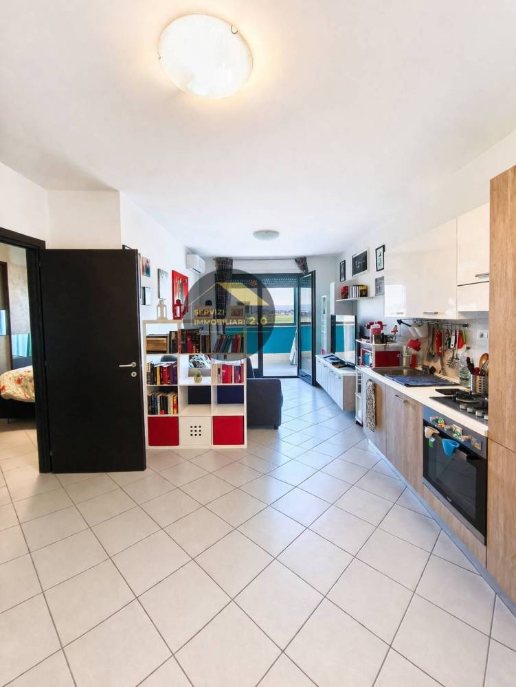 appartamento in vendita a Roma in zona Torre Angela