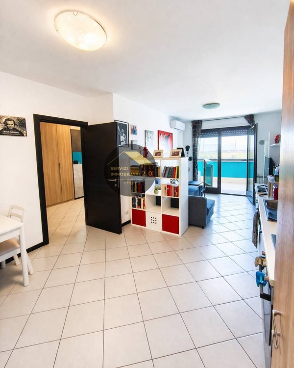 appartamento in vendita a Roma in zona Torre Angela