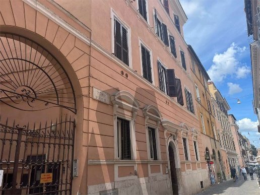 appartamento in vendita a Roma in zona Rione Borgo