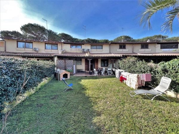 casa indipendente in vendita a Roma in zona Longarina