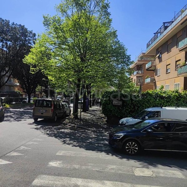 appartamento in vendita a Roma in zona Gianicolense