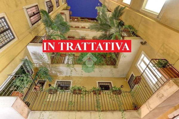 appartamento in vendita a Roma in zona Rione Monti/Campitelli