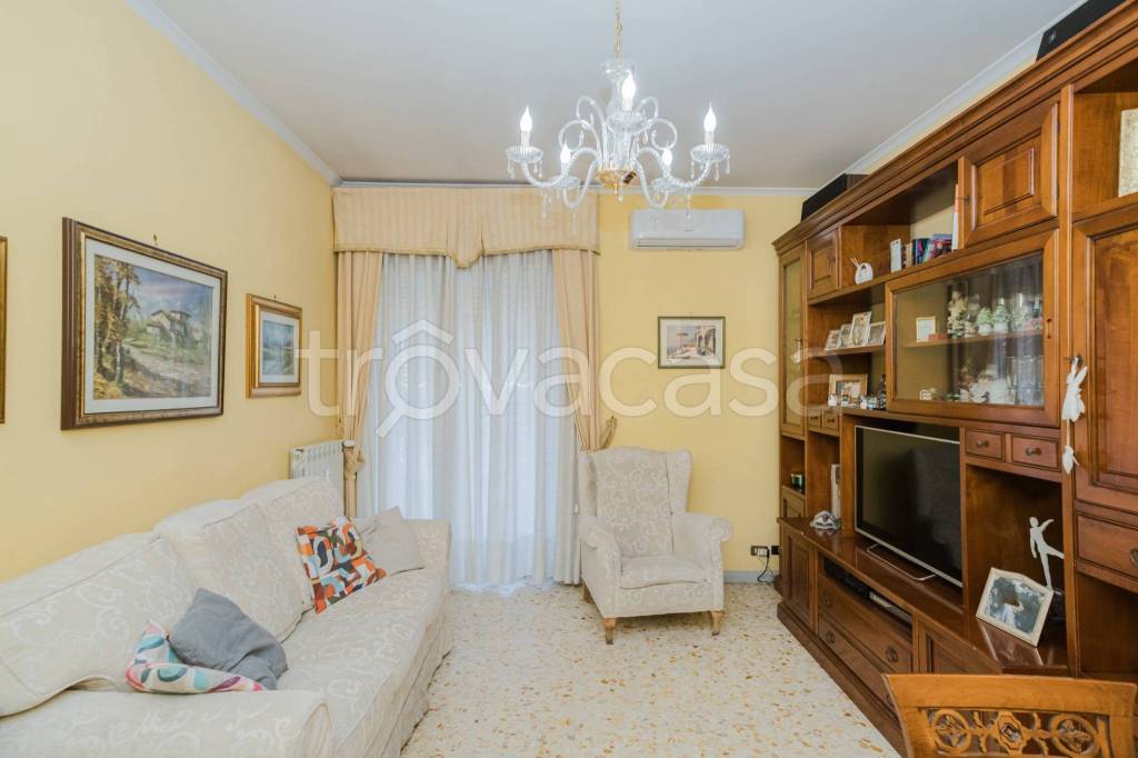 appartamento in vendita a Roma in zona Prenestino-Centocelle