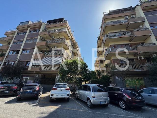 appartamento in vendita a Roma in zona Ostia