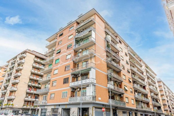 appartamento in vendita a Roma in zona Tuscolano